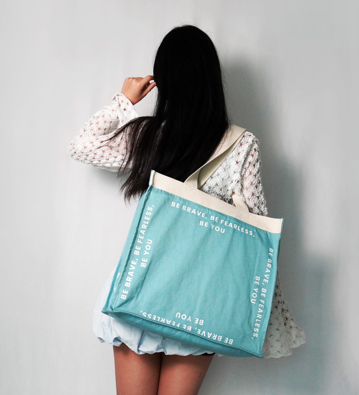 Outloud Aqua